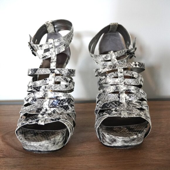 GUESS Open Toe Gladiator Snake Skin Platform Heels - Picture 2 of 9